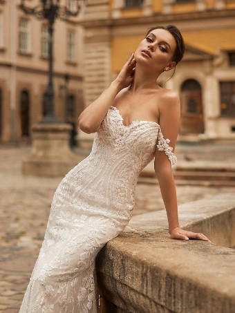 Simply Val Stefani Paris #1 thumbnail