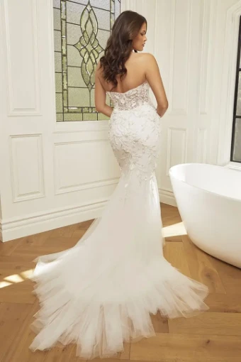 Casablanca Lisette #1 Ivory thumbnail